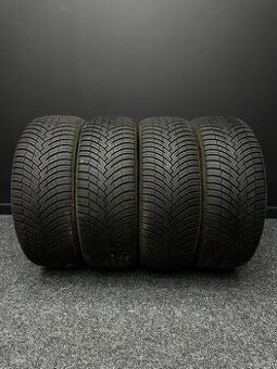 Sada pneu Pirelli 205/55/16 94V
