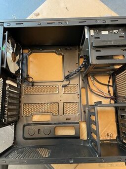 Zalman Z1  + CD rom (LG)