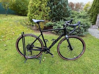 Prodám Gravel KELLYS SOOT 90 - CARBON - velikost L