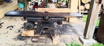 Srovnávačka litinová