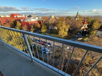 byt 1+1, Praha 9 - Prosek, balkon, blízko metra a mhd