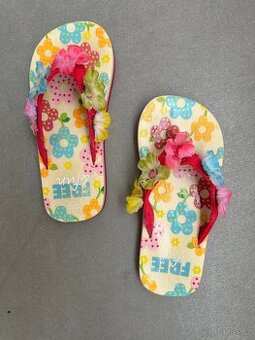 Dívčí letní sandále / žabky vel 30