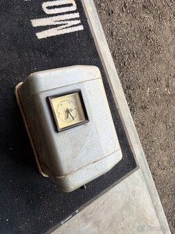 Nástěné staré docházkové / píchací hodiny - píchačky