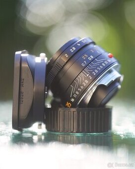 Leica Summicron-M 35mm f/2 E39 ASPH #11879 (1997), hood