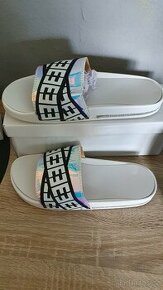 BOTY_2 páry_dámské pantofle, vel.38/39, nenošené