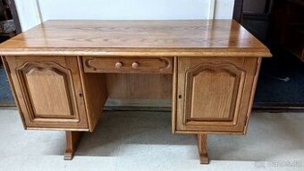 Masivní rustikální psací stůl