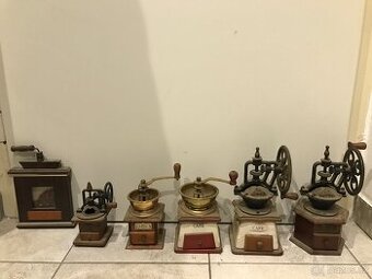 Starožitné mlýnky na kávu