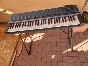 Klavír piano Yamaha YPR-8