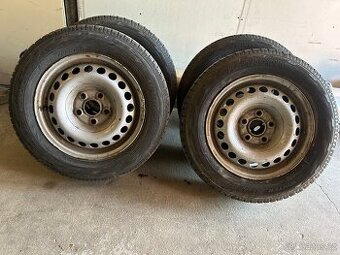 Plechový Disk VW T5 5x120 16” 6 ks + pneu 205/65/16C