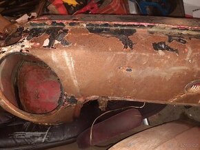 Fiat 850 Spider predná časť ,zadní panel Fiat 850 Sport Coup