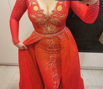 Maturitní/Společenské šaty vel. 38/M