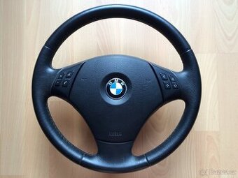 Prodam kompletni kozeny volant BMW E90/91/92/93