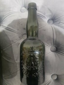 Stará pivní láhev SVATEK & Co PRAGUE SMICHOV SKONČENO