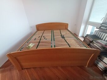 Rám postel z masivu (200180cm) a lamelové rošty