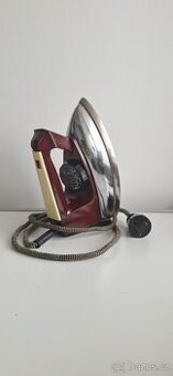 Starožitná žehlička Dezamet Typ 235