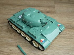 Starý plechový tank RA 05 Ites - - 1
