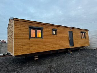 Tiny house