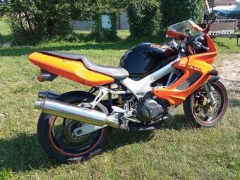Honda VTR Firestorm 1000