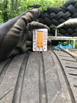 Letní pneu 225/40 R18 1ks