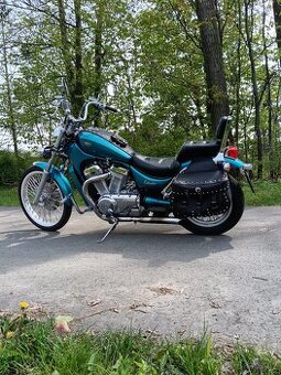 Suzuki Intruder 600