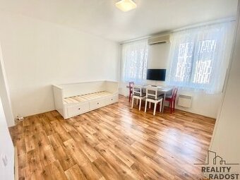 Pronájem bytu 1+1 , Olomouc, Pavelčákova ulice.