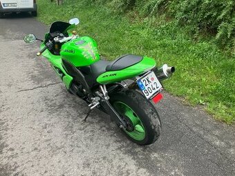 Kawasaki ZX10R - 1