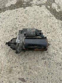 Startér Passat B6.