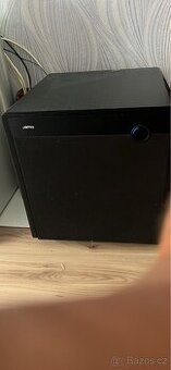 Jamo Sub 650