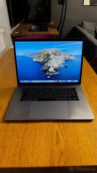 Apple MacBook Pro 2017 15” i7 512GB