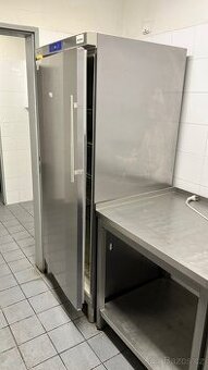 Lednice Liebherrer 600L
