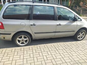 Ford Galaxy 2.3i 107kw,LPG,7 mistne