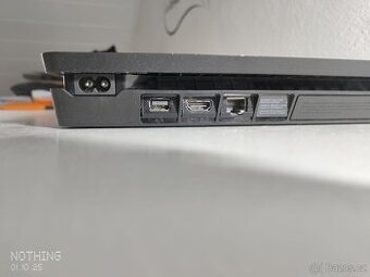 PlayStation 4 slim