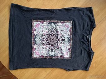 Krásné tričko  Reserved vel.XS/S