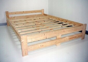 DŘEVĚNÉ BOROVICOVÉ POSTELE - RŮZNÉ ROZMĚRY