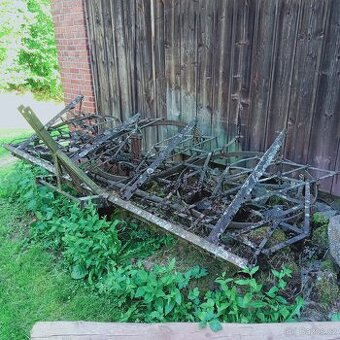 Prodám luční smyk a brány