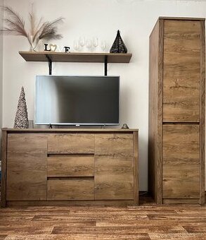 Komoda, skříň, police