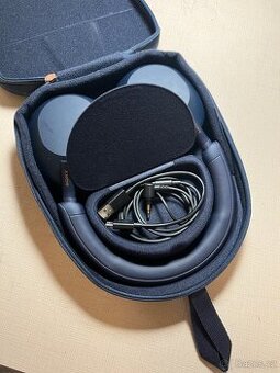 Sony WH-1000XM5 modré