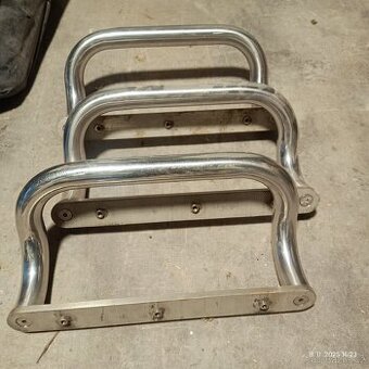 Madla nerezové na dveře