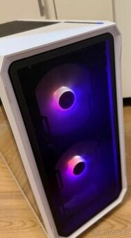 PC (herní) – i7-9700K, GTX 1070 8GB, 16GB RAM, 1,4 TB SSD