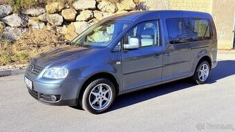 VW Caddy MAXI Life 2.0 tdi  7 míst