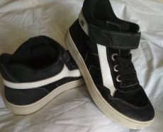 Černé botasky Lurchi, vel 36