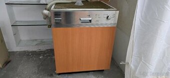 Myčka Miele G648 SCI PLUS