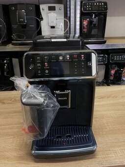 Kávovar Philips EP55