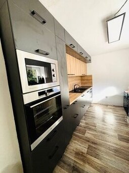 Prodej domu Mala Veleň - 1