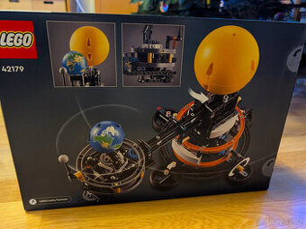 Lego Technic - Slunce, Země, Měsíc