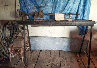 soustruh na kov