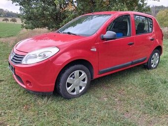 DACIA SANDERO VELMI PEKNA