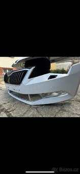 Škoda Superb 3 (přední nárazník+maska)