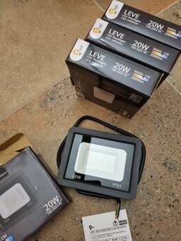 LED reflektor LEVE 20W, Studená bílá 4ks