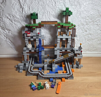 Lego Minecraft 21118 The Mine